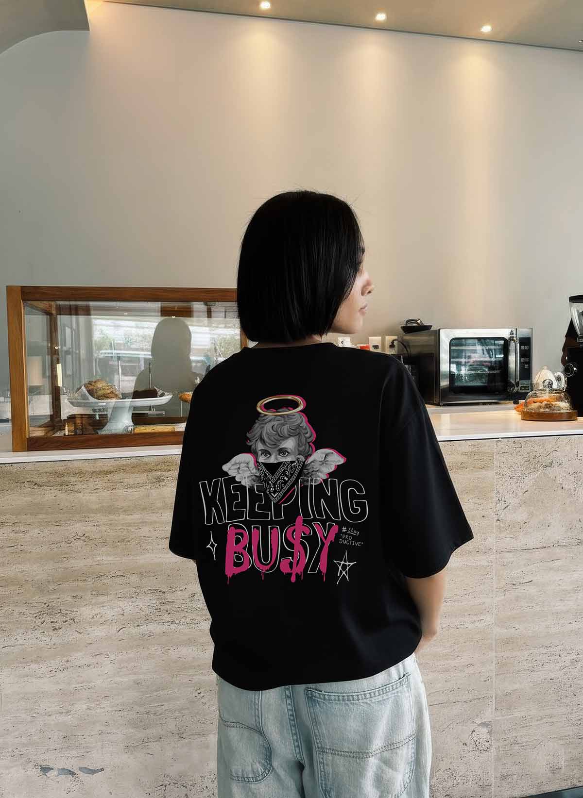 Футболка Keeping Busy