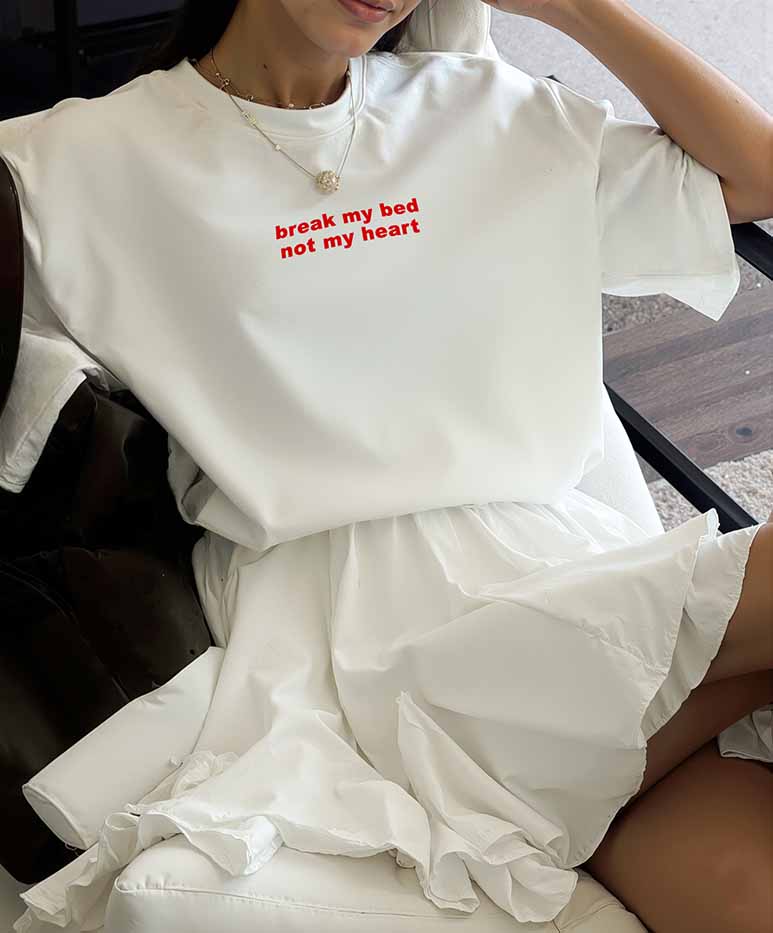 Футболка Break My Bed Not My Heart
